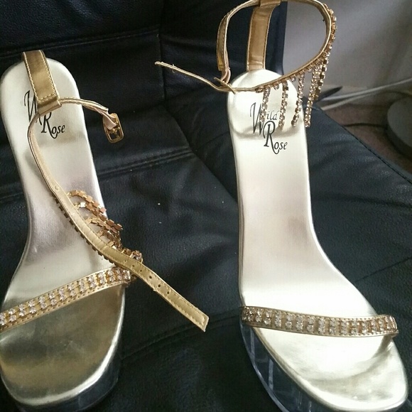 Shoes - Picture 2 of 2